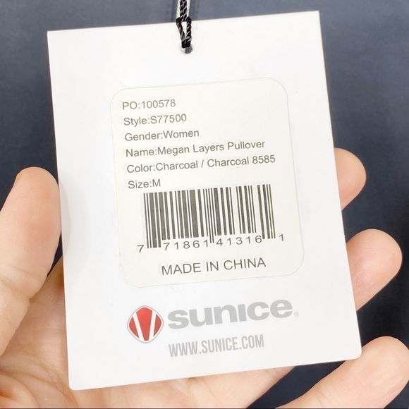 Sunice Megan 1/4 Zip Pullover Long Sleeve Gray - Picture 4 of 6